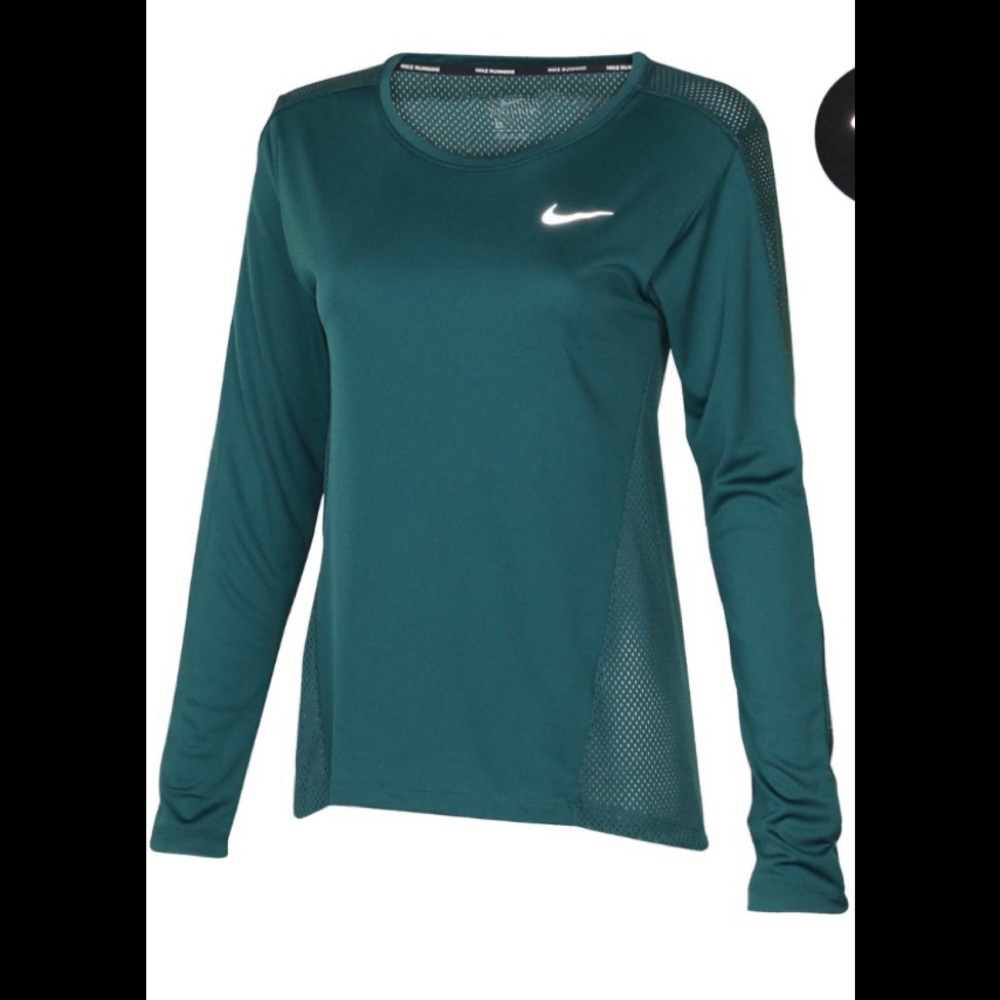 Nike DRI-FIT Running (Workout Shirt 🏋🏼‍♀️)